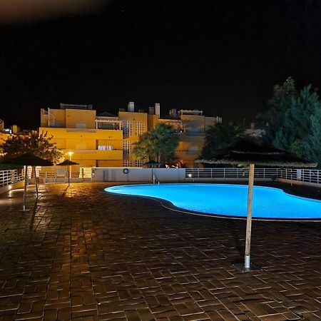 Marinho - 2 Bedroom 2 Bathroom Ground Floor Apartment With Communal Pool And Gardens Conceição Esterno foto
