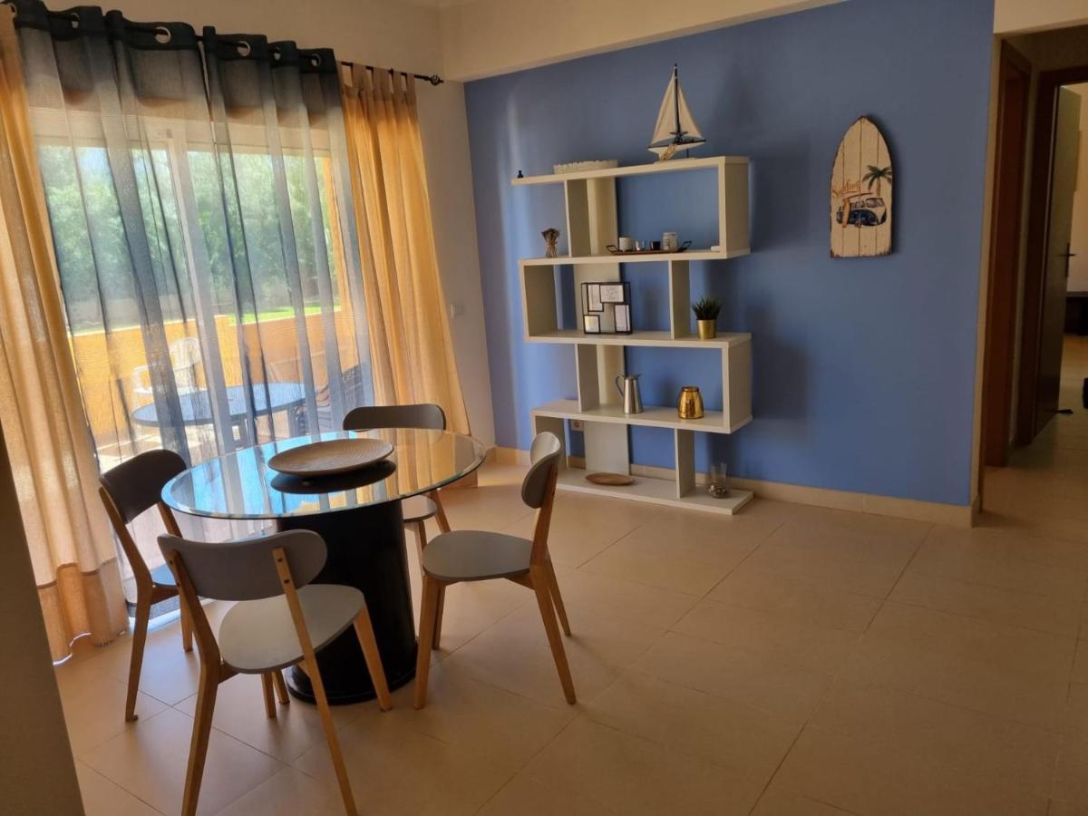 Marinho - 2 Bedroom 2 Bathroom Ground Floor Apartment With Communal Pool And Gardens Conceição Esterno foto