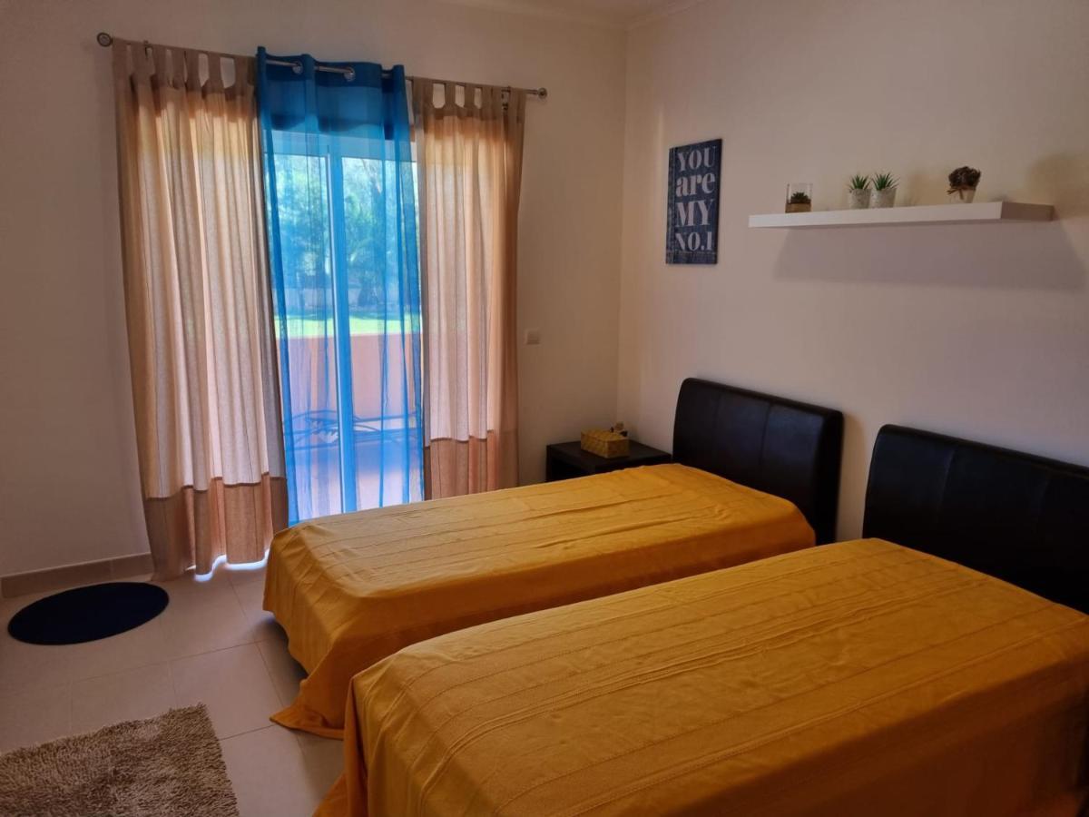 Marinho - 2 Bedroom 2 Bathroom Ground Floor Apartment With Communal Pool And Gardens Conceição Esterno foto
